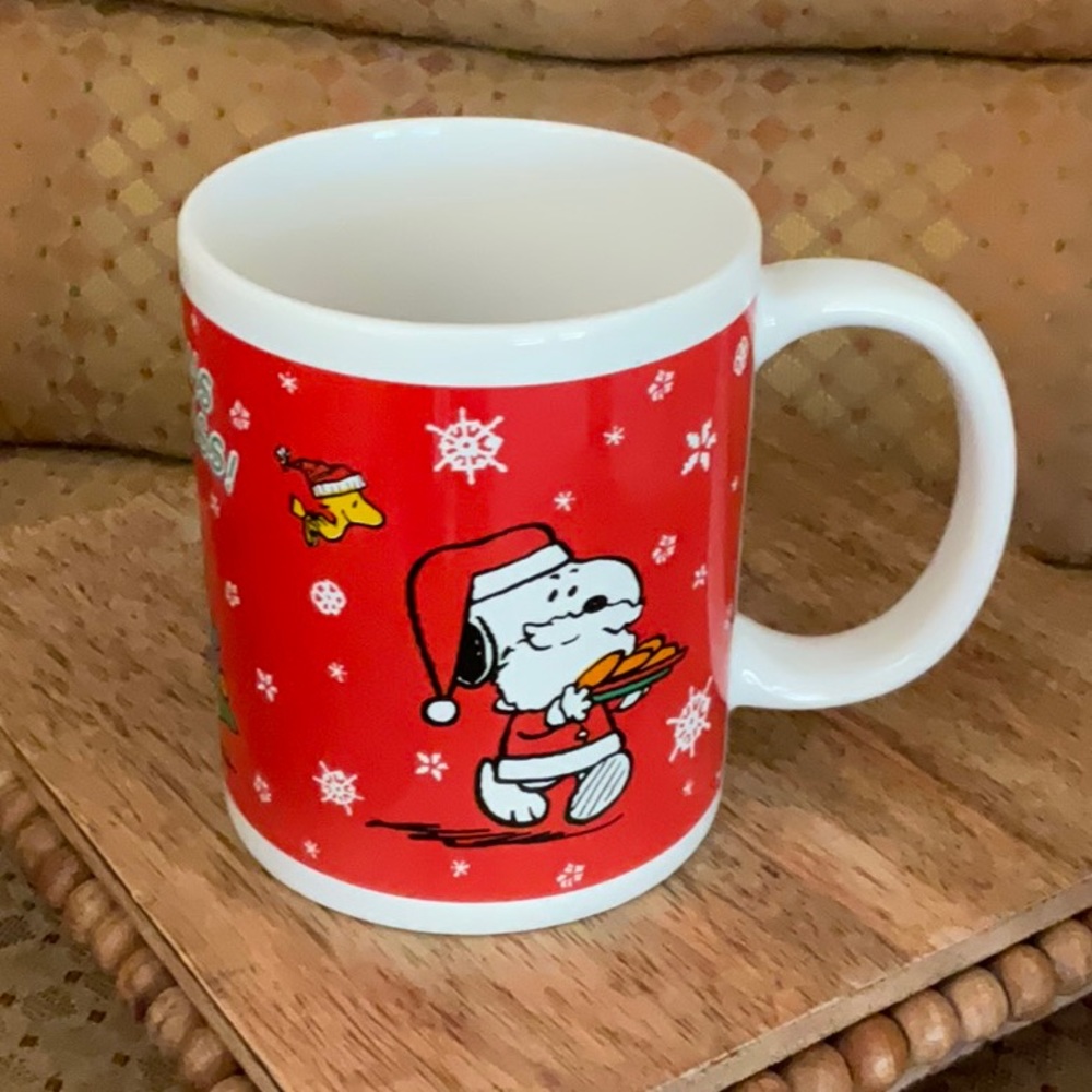 Snoopy & Woodstock Christmas Seasons Greetings Coffee Mug, 2011